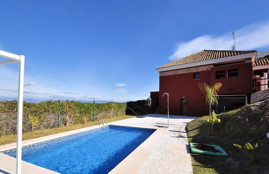 Villa In Alhaurin Near Torremolinos Beach-1