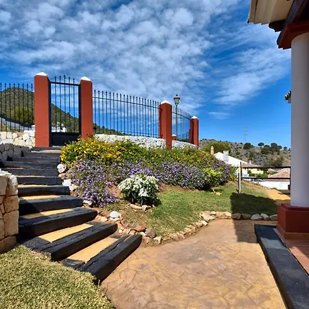 Villa In Alhaurin Near Torremolinos Beach-2